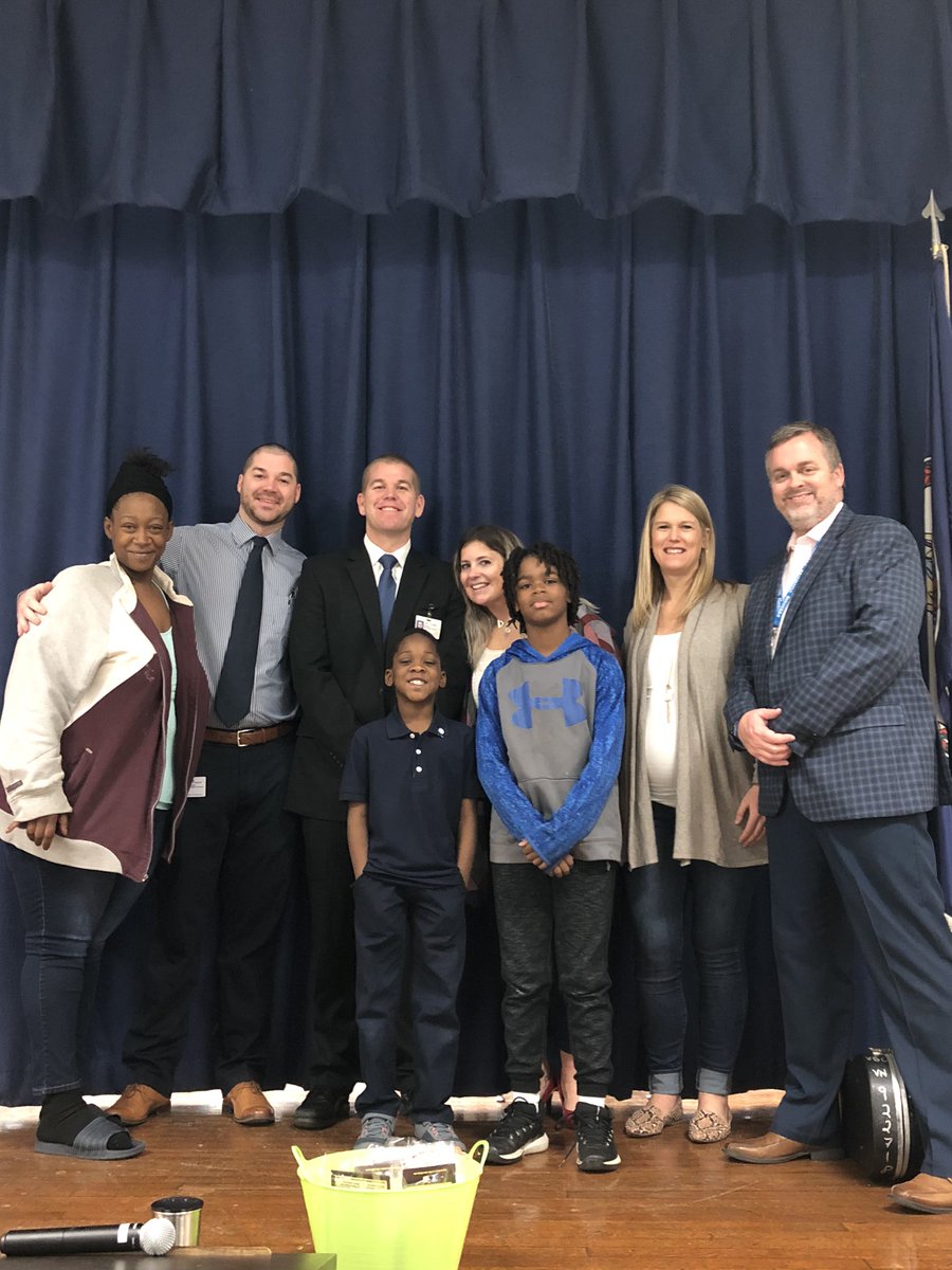 Greenrunninggrl's tweet image. One well-loved citizen of the month  today @Providence_ES! Thank you for the invite @Principal_PES! @JohnChowns @CDGangwer @adgangwer and I wouldn’t have missed this for anything! #knowwhy #wearevbschools shout out to @AlantonAstros for getting it ❤️