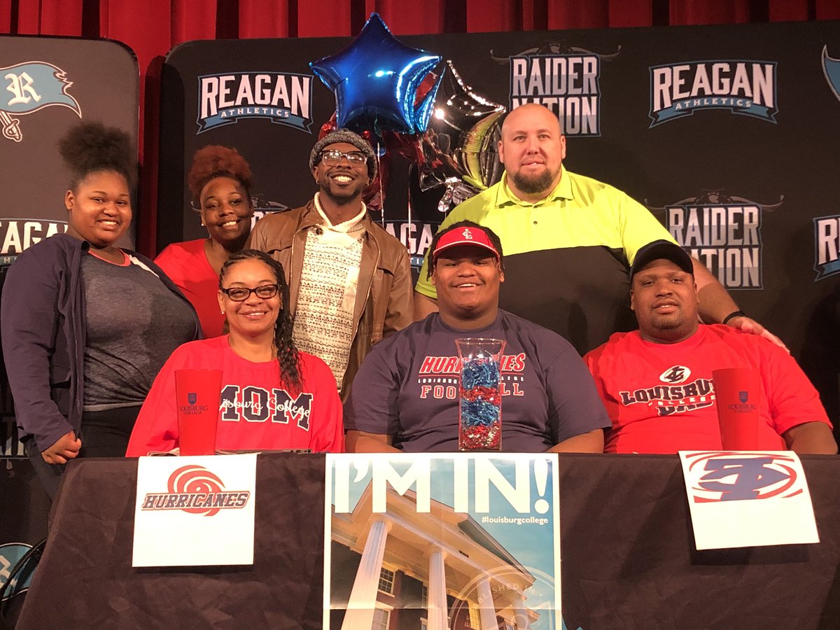 Thank u for the support of my family and coach smith 😂❤️