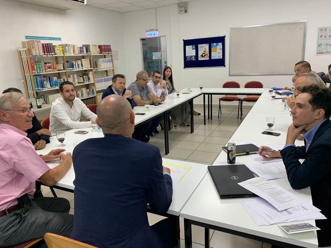 Très fier de la confiance qui m'a été accordée par notre communauté d'affaires, et très heureux de l'équipe qui m'accompagne dans cette aventure à la tête de la <a href="/CCI_Cambodge/">CCI France Cambodge</a> !