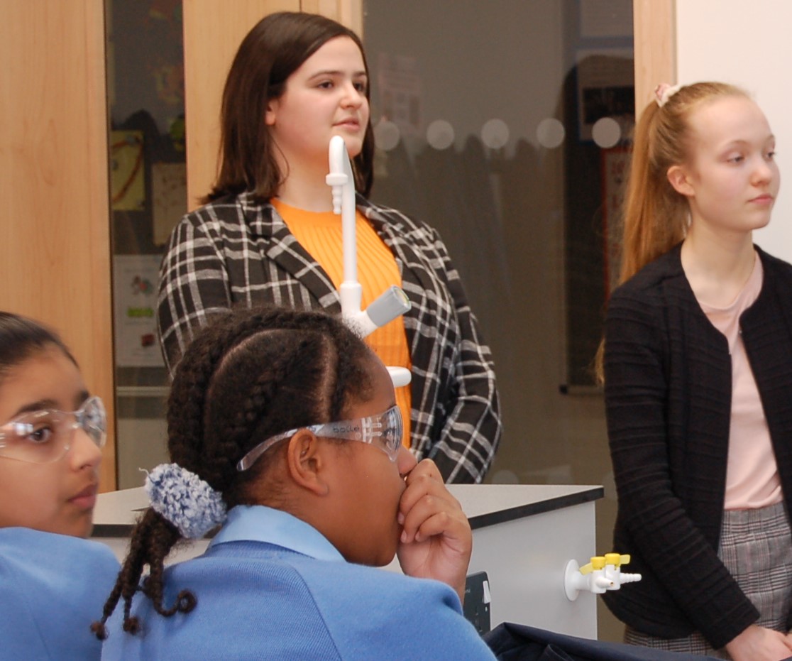 Older scientists help younger at <a href="/KHSWarwick/">King's High School</a> and @warwickprep as girls tour the science labs, and watch fun experiments - laying foundations for 50% of girls who go on to study #STEM subjects at university from King's. #girlsinstem <a href="/Stemettes/">Stemettes ® ♥★#●+</a> <a href="/RoyalSocBio/">Royal Society of Biology</a> <a href="/RoySocChem/">Royal Society of Chemistry</a> <a href="/WES1919/">Women's Eng. Society</a>