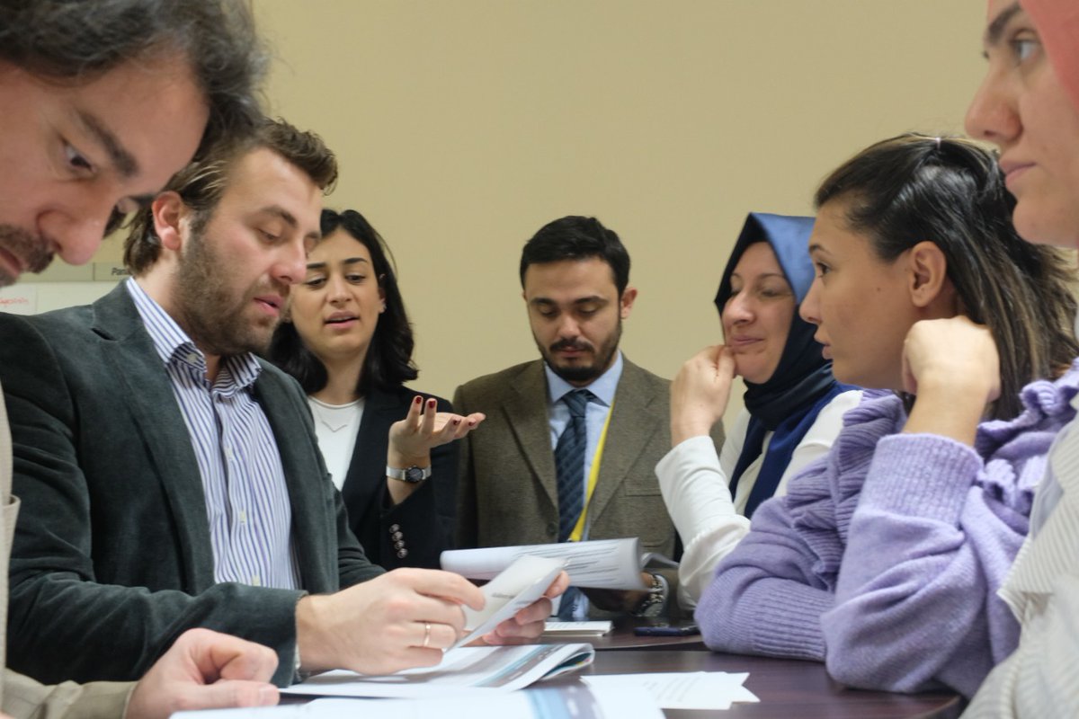UNHABITAT's tweet photo. 10 countries, 19 cities, 30 projects. The SDG Project Assessment Tool enables city authorities to develop more sustainable, inclusive &amp; effective urban projects. #SDGTool #SDGs #PFFutureCities #UKFC https://t.co/t3vnZ2Ahrh