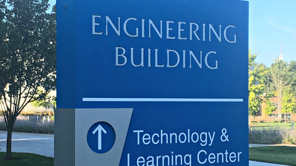 GradReports ranks LTU in "top 10" best colleges for Mechanical Engineering bit.ly/2GYUERq #WeAreLTU