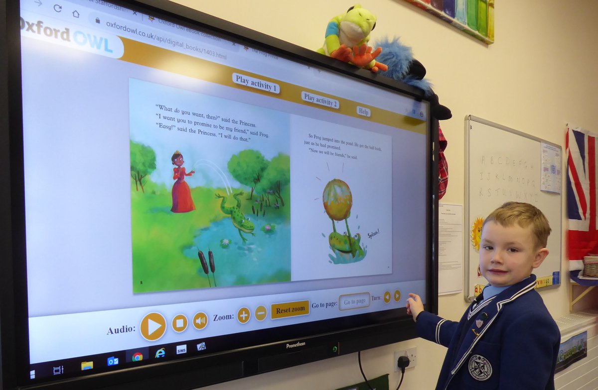SDPPrimary2_'s tweet photo. We are reading e-books together in P2.  We are great at talking about features of the book such as layout and descriptive language.  You can find more e-books for free on https://t.co/B2rUF7EyFR https://t.co/iHH30DCM2R