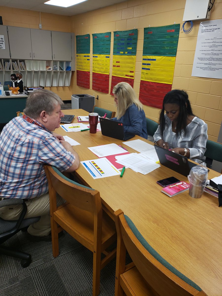 Martin Luther King Elementary School tweet media