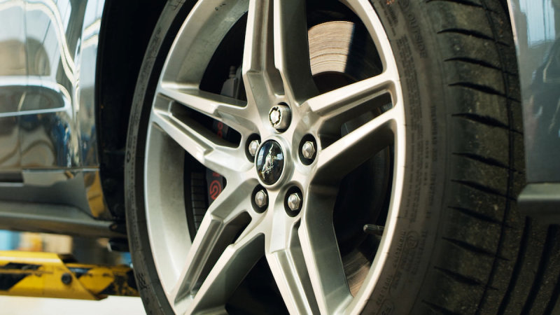 👀 Check out this exciting new technology from <a href="/Ford/">Ford Motor Company</a> that uses your unique biometric signature to prevent tire theft. 🔐 autoblog.com/2020/01/28/for…