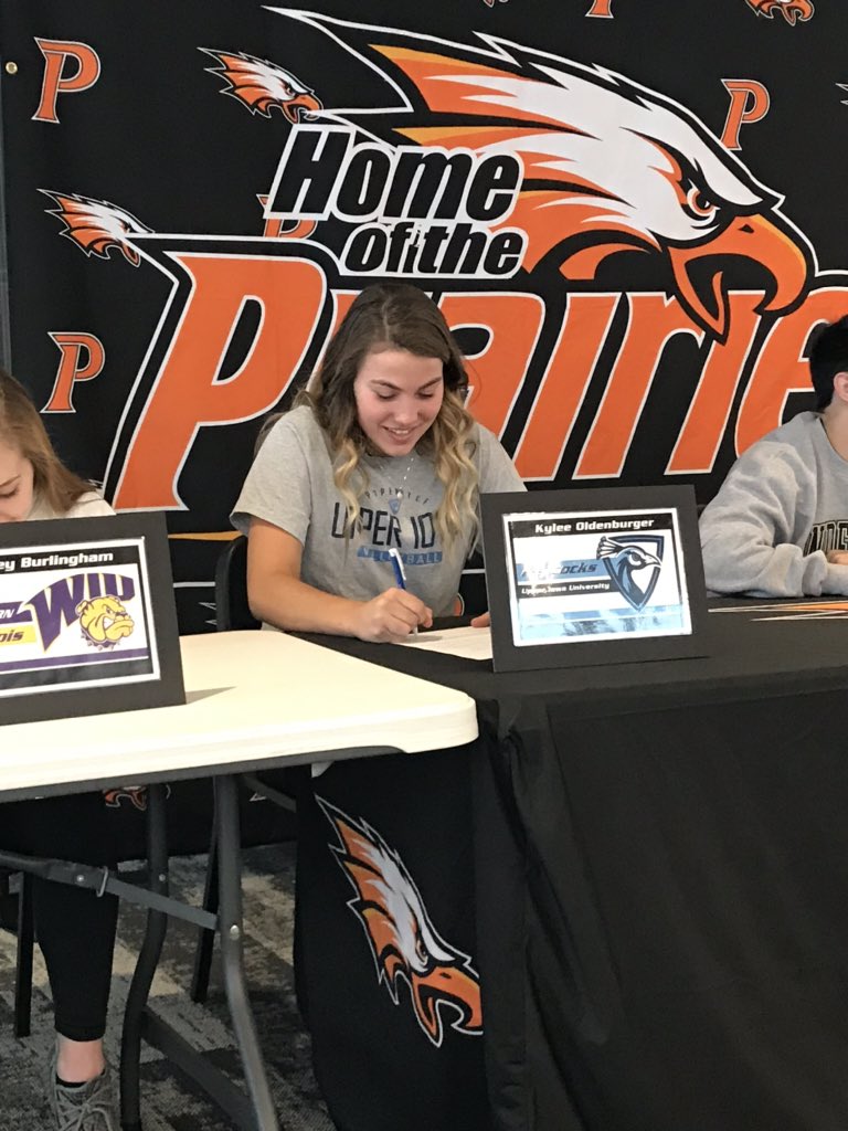 Congratulations 🎉 <a href="/kyoldenburger02/">Kylee Oldenburger</a> So proud of you ❤️❤️ <a href="/UIU_Volleyball/">Upper Iowa Volleyball</a> #peacocks