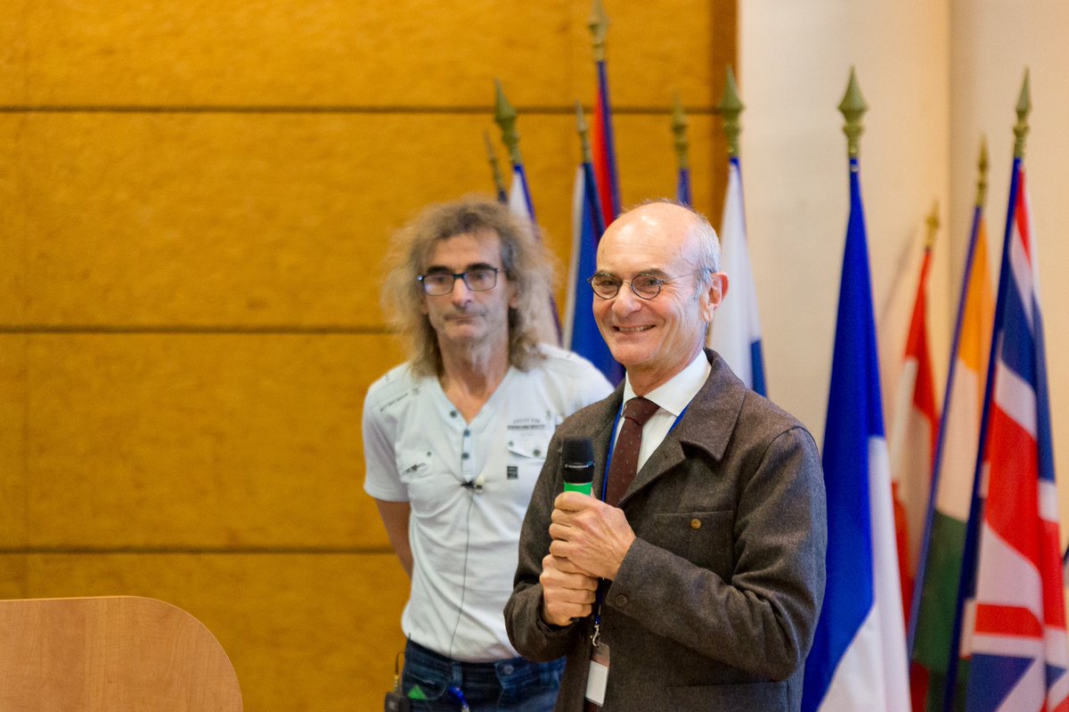 esrfsynchrotron's tweet image. This is the end... Thanks to all the Users who attended the #UM2020
Lot of enthusiasm, #happymood and fruitful discussions about new science opportunities with the new source.
Looking forward to seeing you soon with #EBS