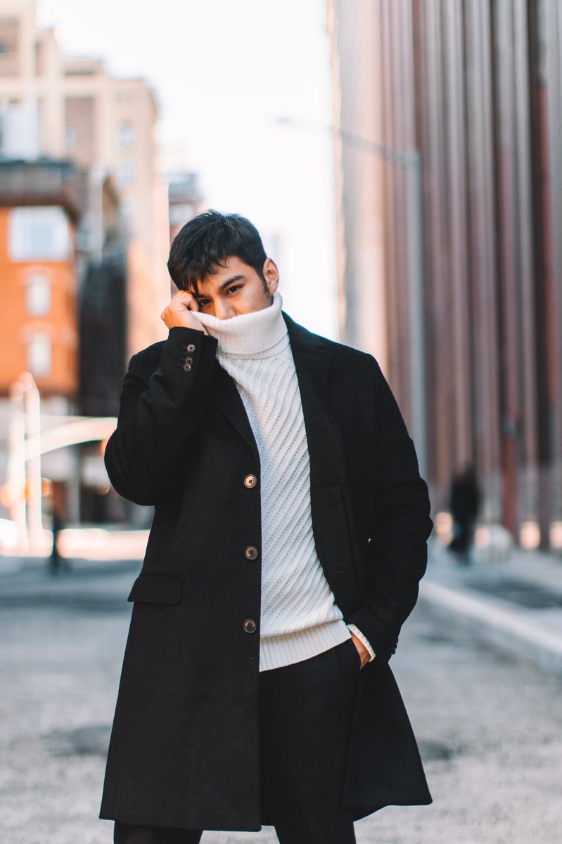 DandyintheBronx's tweet image. Shooting for @express on today’s post! #expresslife #expresspartner #ad # instagram.com/p/B8L4lc6p1NG/…