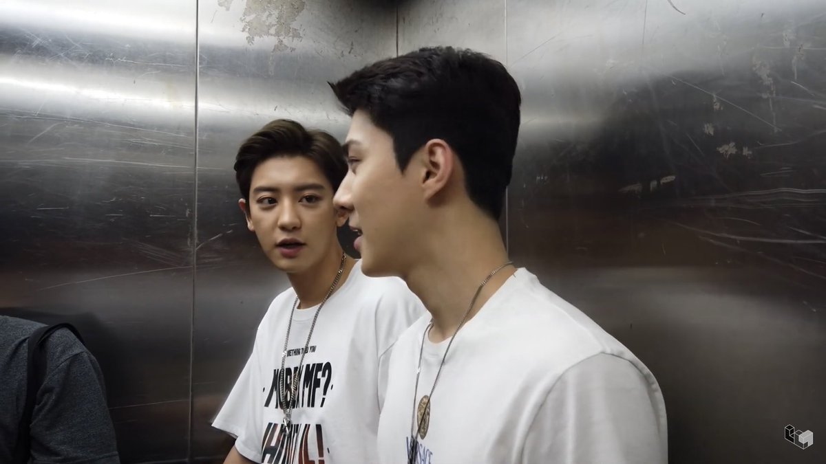 จงอวยชานยอลให้มากกว่าที่พี่เขาอวยตัวเอง tweet media