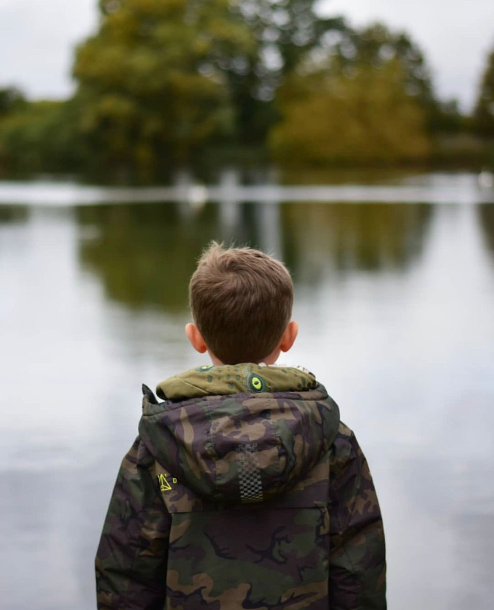 A little less screen time and a little more family time can work wonders. The views are just a bonus. Photo credit: <a href="/ha5ting5/">simon hastings</a> #ChildrensMentalHealthWeek