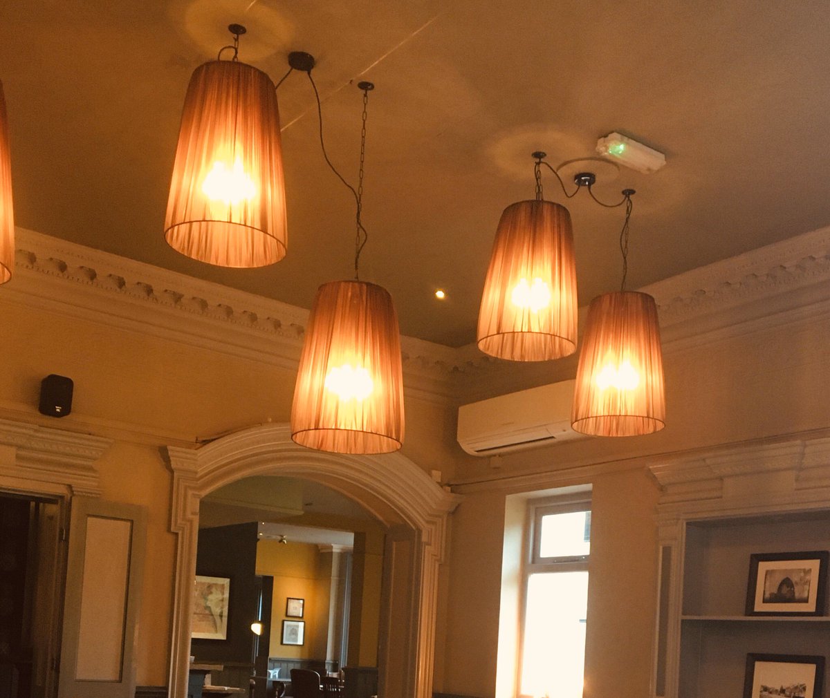 RkConditioning's tweet photo. Great setting for business meeting @WorplesdonPlace with all our team, great service and the staff couldn’t have been more helpful #WednesdayMotivation #WednesdayThoughts #WednesdayVibes @wedsafternoon #workinglunch https://t.co/qKNbZQKF3Q