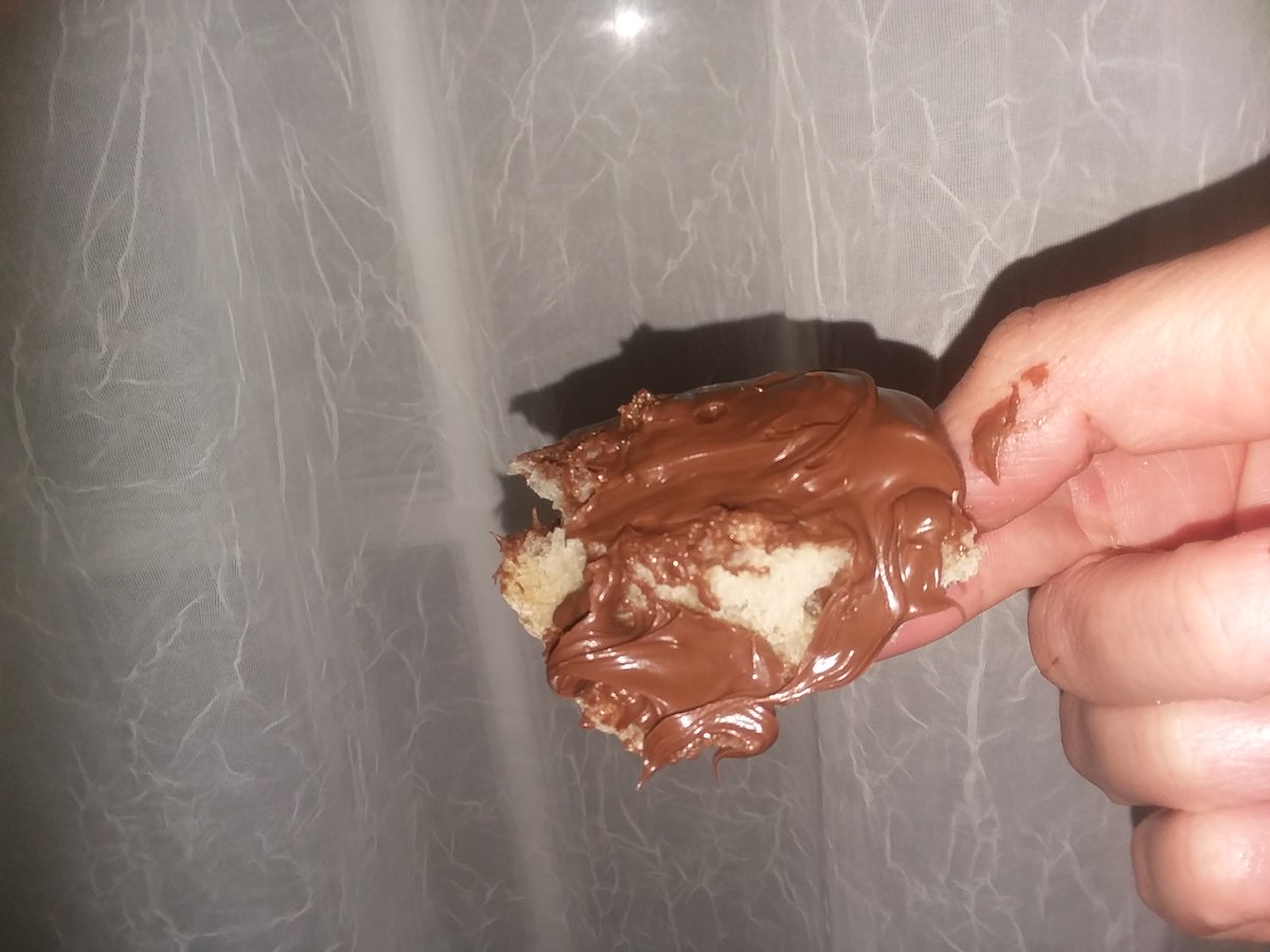 manuelacavallo7's tweet photo. love nutella since when I used to live in Italy #WNDGiveaway #AL https://t.co/cI9vJoGqcc