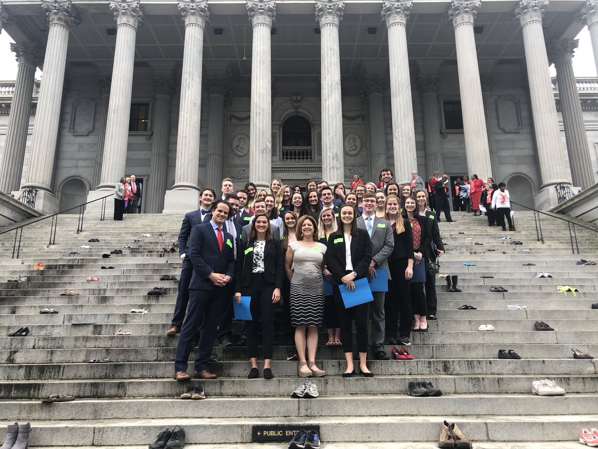 GretchenSeif's tweet photo. @SCAPTA1 PT Day at the statehouse! #MUSCDPT https://t.co/dcSOhci2PI