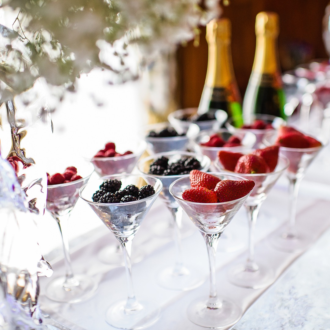CentroAlManhal's tweet photo. Tell us about your event, then we will contact you and plan it together 🥂
☎️ +971 2 8115000
✉️ Sales.centroalmanhal@rotana.com
#ChefOnTheMove #CentroOnTheMove #PrivateEvents #Events #CentroAlManhal #AbuDhabi #UAE https://t.co/cSEbQ6VNn0