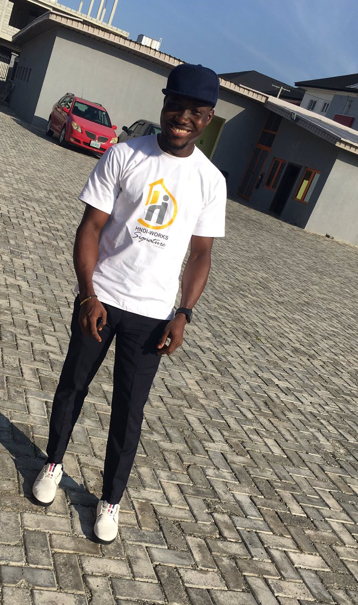 HndiSignature's tweet photo. Always wear a smile when you dress up because that’s the most important element of your dress code. 

...We project Class &amp; Style. https://t.co/745evlivmT
