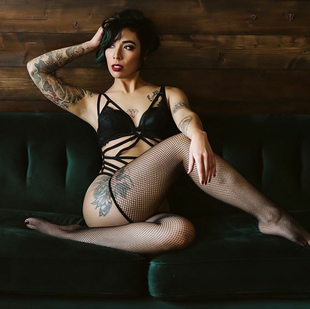 This Valentines weekend we’ve got <a href="/bea_lissima/">bealissima</a> heading down to @twin.butte.hall for their roaring 20s event! Get those tickets! More cast announcements coming soon 💕
📸 by @artistshannonsmith