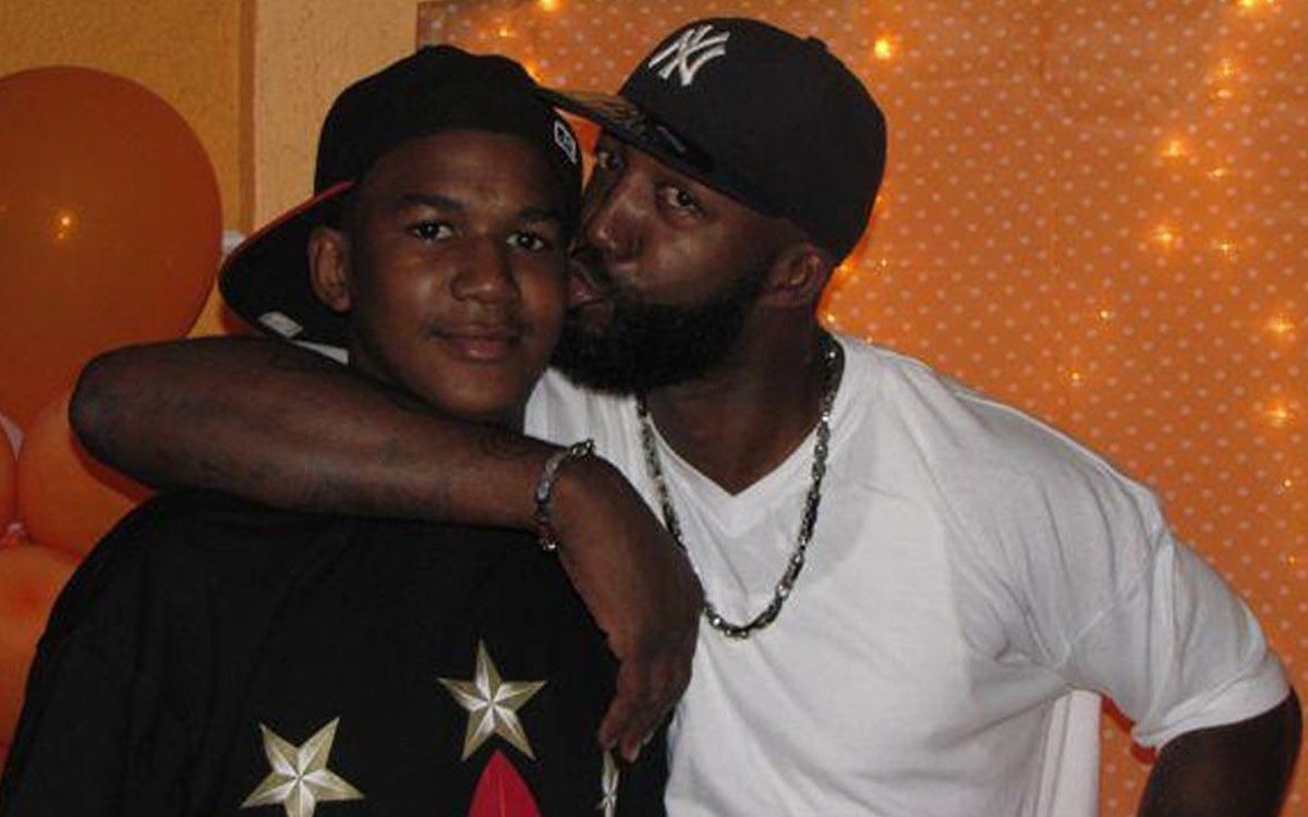 uchangenow's tweet image. Lest we forget. Trayvon Martin (Feb 5, 1995 -Feb 26, 2012). #westillhaveworktodo #TrayonMartin 
@1965Nupe @DoveSoars @DrMikeLindsey @AttorneyDamario