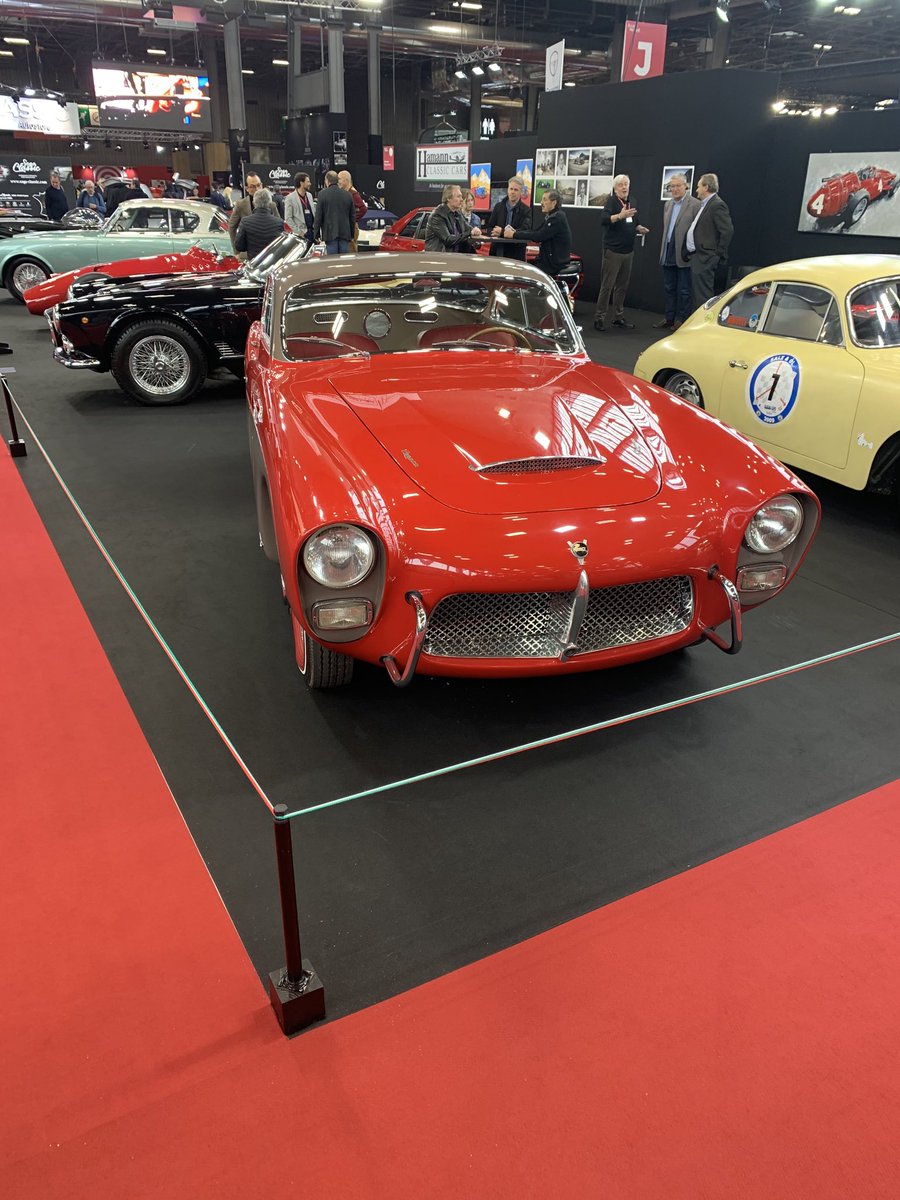 gangbangparis's tweet photo. La star incontestée du salon #Retromobile #pegaso #hotchkiss https://t.co/TxW120zbRb