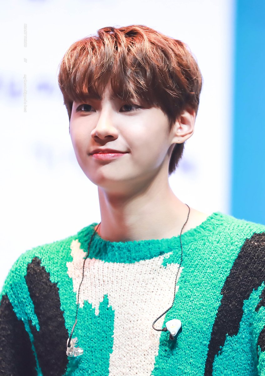 heartthrob68's tweet photo. 191218 💙 #이진혁 #LEEJINHYUK https://t.co/61FCkgRVVK