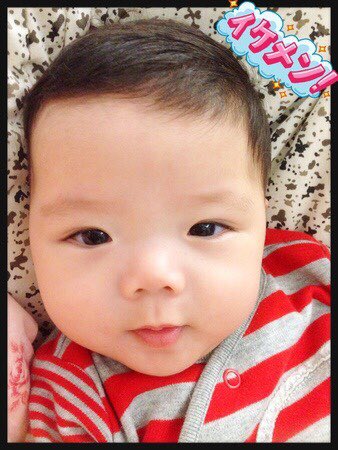 PerthsaintC's tweet photo. Do you remember the Twins PinSon? 

Little Pin is a handsome boy, very gentle. Love his sis so much 🖤

Little Son is quite chubby, and big eater like P’Saint 😂❤️ She Love P’Saint, Cuz Mommy said when she cried, just let her saw Saint’s pic, then she stop(1)

#PerthSaintSation https://t.co/SXdOMGpmMf