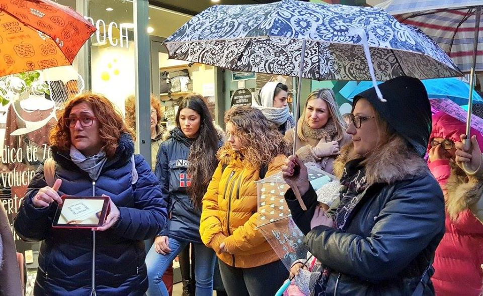 Nuevos Paseos con Ciencia en la tercera edición de los #escaparates11F
Estos escaparates homenajean la vida y logros de 57 mujeres científicas de todos los tiempos; conoce su historia a través de cinco paseos 👉 7-8-10-15FEB
Info. y rutas > bit.ly/31rUxqX