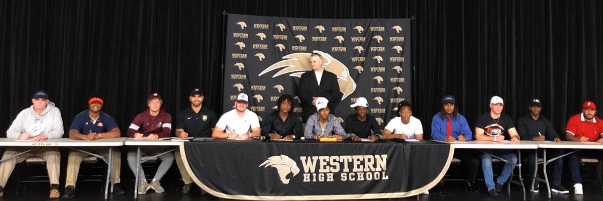 Aaron 🎭⏳⚃⚄⚅ tweet media