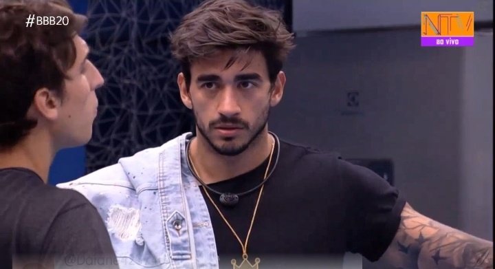 Styles_zinha's tweet photo. Prior: tô preocupado com o que aconteceu com o Px

Guilherme: se realmente aconteceu, eu não to preocupado, eu tô preocupado com as minas, elas que passaram por isso 
O GUI É TÃO FOFO GENTE
#BBBB2020 https://t.co/i31LNebhpw