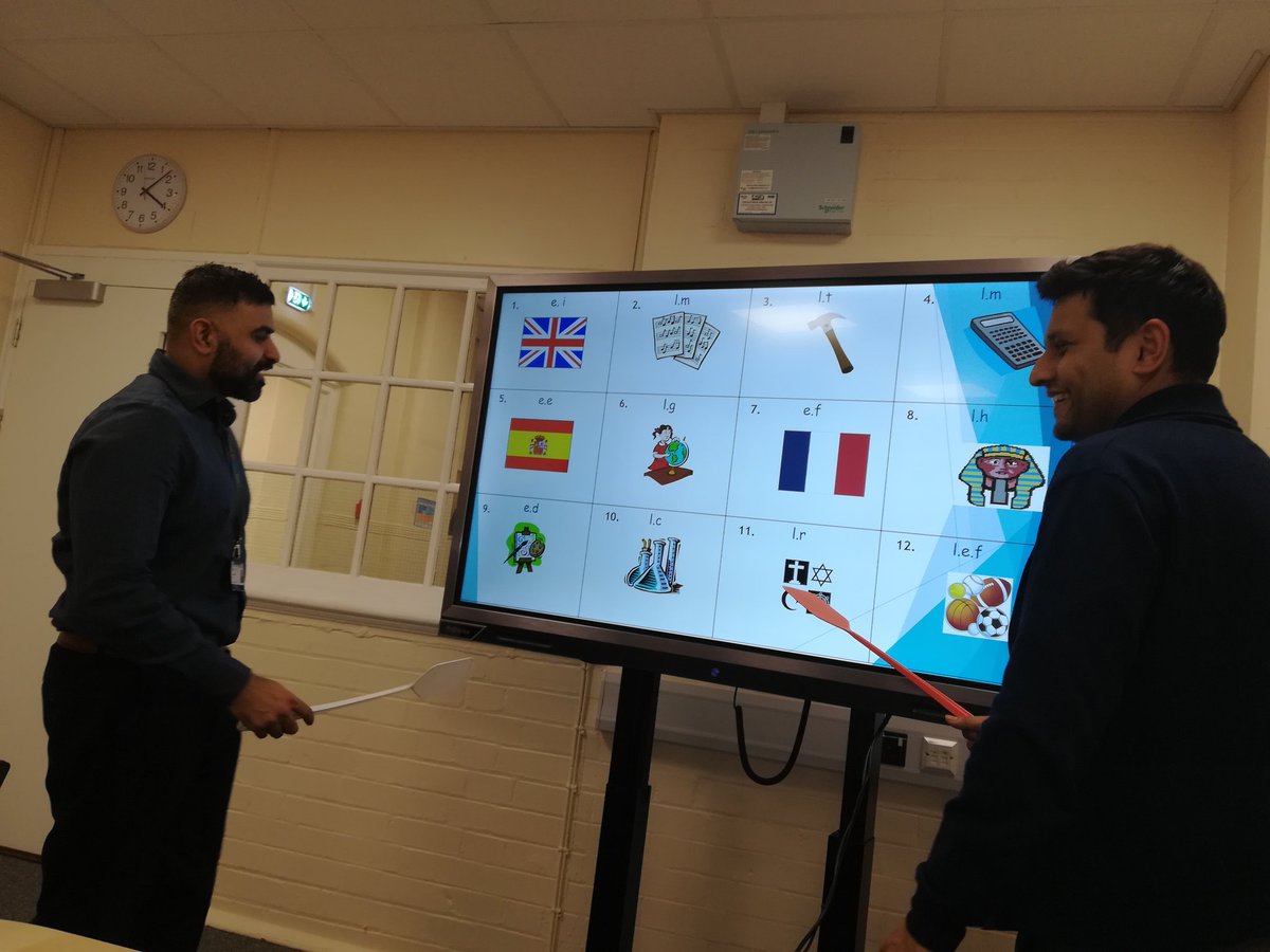 AvantiFields's tweet image. #Checkingforunderstanding and learning vocab through games CPD @AvantiFields. Great to see our staff engaging in new Spanish vocab- modelling best practice Thank you Mrs Kurth!