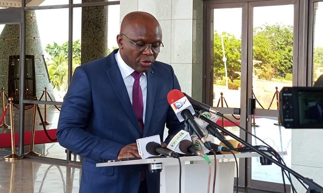 #BurkinaFaso : Les élections couplées présidentielle et législatives auront lieu le dimanche 22 novembre 2020, a annoncé mercredi le gouvernement à l’issue du conseil de ministres. #lwili