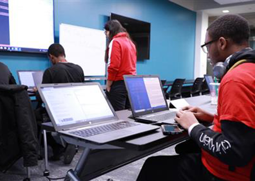 hitinthecle tweet media