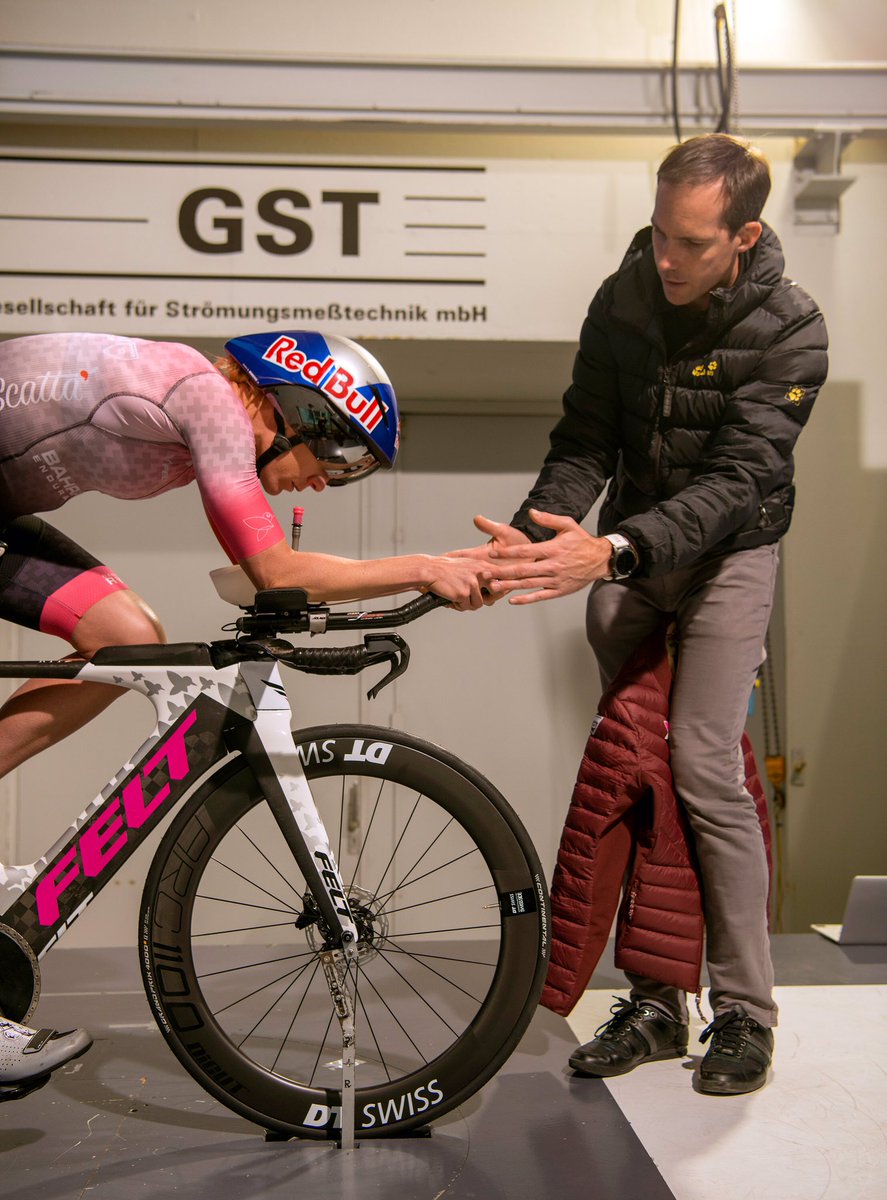 danielaryf's tweet photo. Continuing to grow and improve takes hard work but it also requires the support of great partners. Iβm looking forward to @SwissSide , #dtswiss and @FeltBicycles helping me to go faster in 2020. π΄π½ββοΈπ¨#flywithpassion #feltbicycles #aerodynamicsbyswisside
πΈ Michael Riehle https://t.co/rMLqYAFsTl