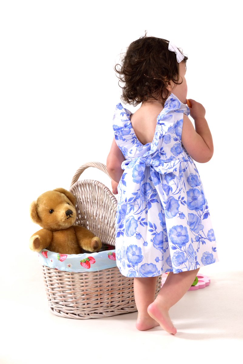 PEXwholesale's tweet photo. Our beautiful Coco dress is simply irresistible #babyfashion #wholesale #babypex #spanishbaby #babyboutique  https://t.co/JZ3gE274pM https://t.co/TIDESR1p8a