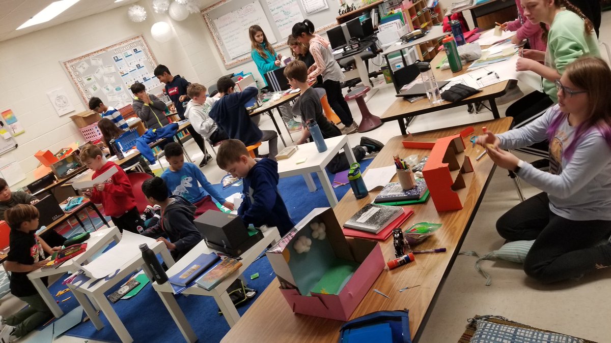 The classroom has never looked neater #proudteacher #engagedlearners #personalizedlearning #LRElem #communityschool #showmewhatyouknow
