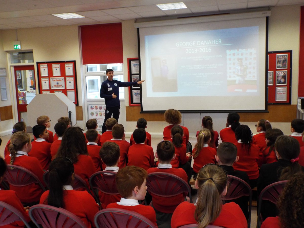 HightownJIN's tweet photo. Brilliant to have the HTFC team with us today as part of our world of work week. Big thank you to Charlotte and Lisa for coming along to breakfast club and special thanks to George for sharing his journey with the children #woww2020 #funtimes @htafcfoundation @htafcacademy https://t.co/CF3wpquAIU