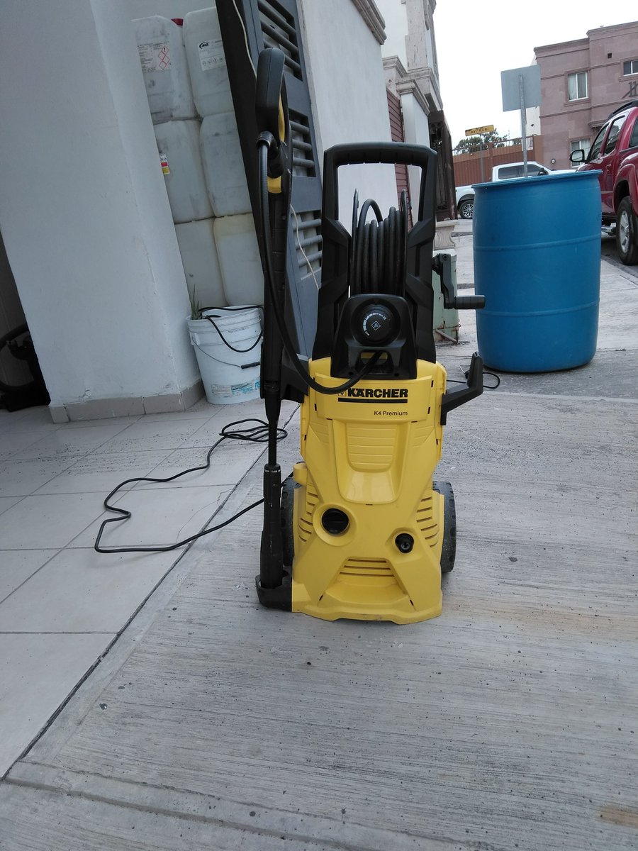 PROVLIMPIEZAMTY's tweet photo. endo cuanto ofrecen hidrolavadora karcher k4 Premium video equipo funcionando https://t.co/ZfYd7NMYGX https://t.co/Y0hcs9xXqt