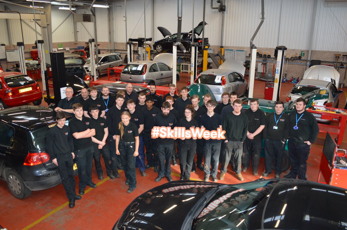 wvrcollege's tweet photo. What a jam-packed day we've had for #SkillsWeek. 

🚰 Plumbing soldered copper pipes together
🧬 Science combined science with arts &amp; crafts
🚗 Motor vehicle changed tyres and brake pads
🔨 Carpentry &amp; joinery were making tool caddys
🧱 Brickwork showcased skills to #bloorhomes https://t.co/RZ4zEwH3BW