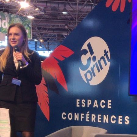 Salon_CPrint's tweet image. « Si vous ne cherchez pas de nouvelles tendances, elles finiront par vous trouver » Merci à @depositphotos et Iryna Melnychuk pour cette #conference très instructive sur les #tendancesgraphiques 2020 🎨 #cprint #graphisme #création #photographies #couleurs #mouvement #tendances