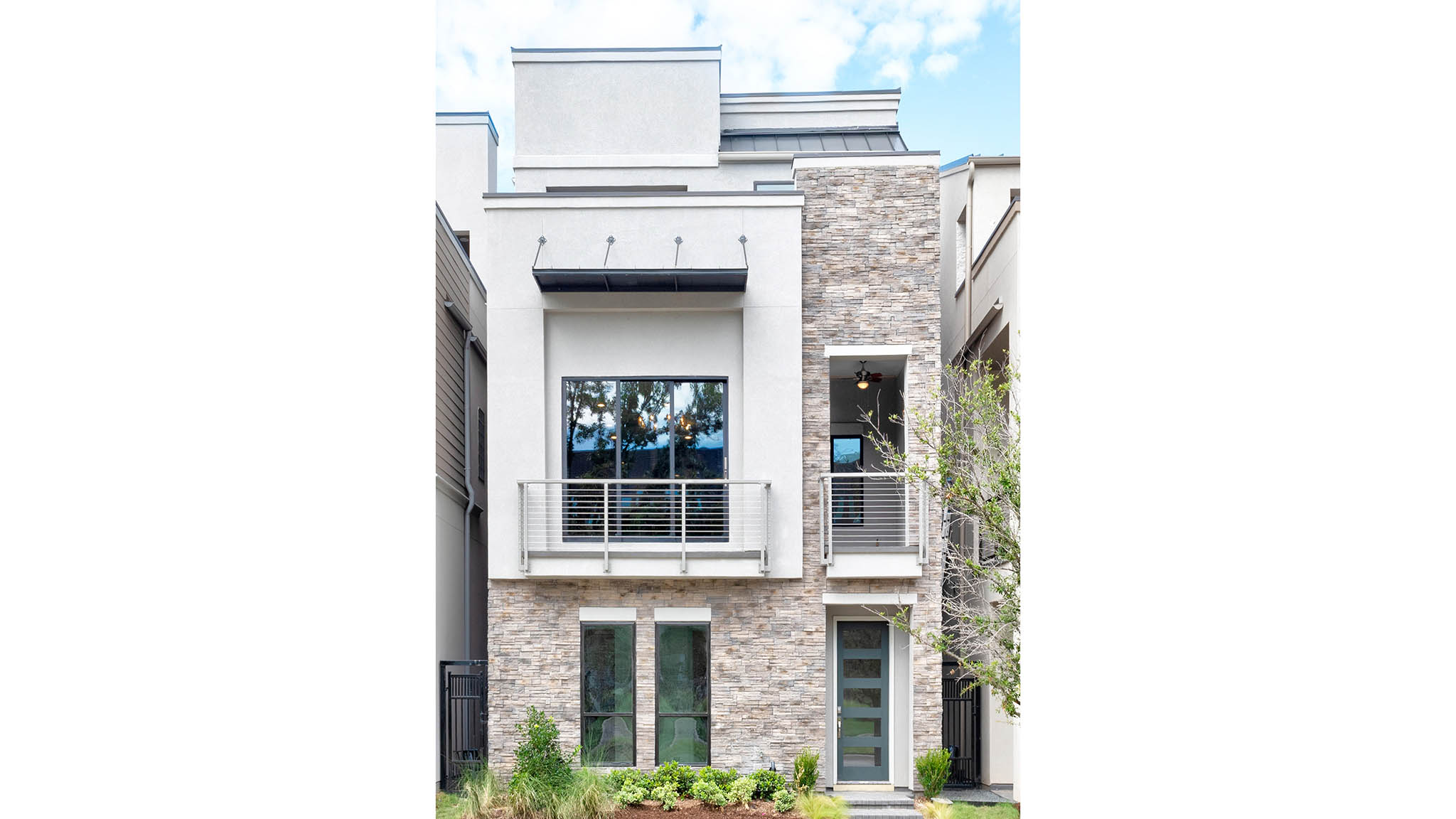 Britton Homes Texas on Twitter "Openconcept 2,878 sq. ft. threestory luxury villa with second