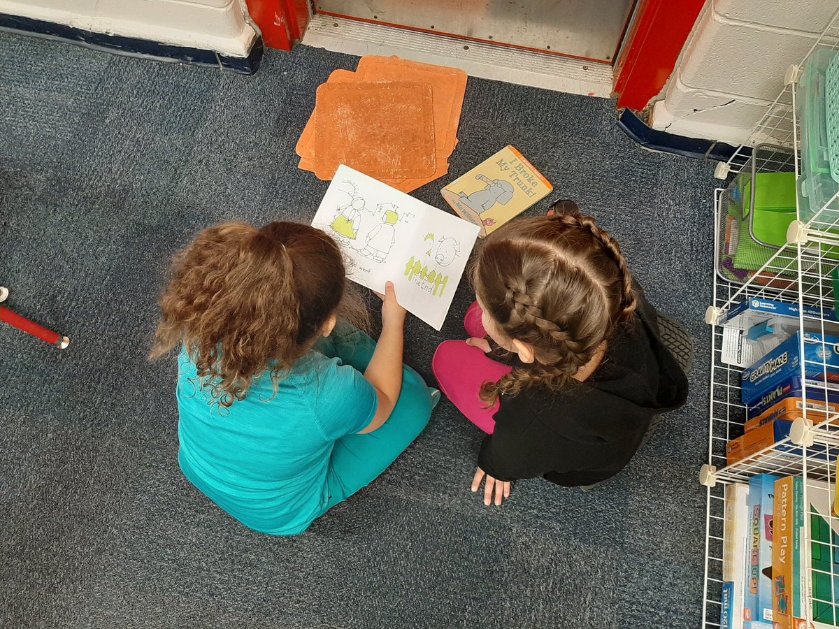 Gilbert Unger (@mrgunger) on Twitter photo National read aloud day! #OTESPride #nationalreadaloudday #otes #sharearead #readingrocks <a href="/SKelly203/">Sandra Kelly</a> National read aloud day! #OTESPride #nationalreadaloudday #otes #sharearead #readingrocks <a href="/SKelly203/">Sandra Kelly</a>