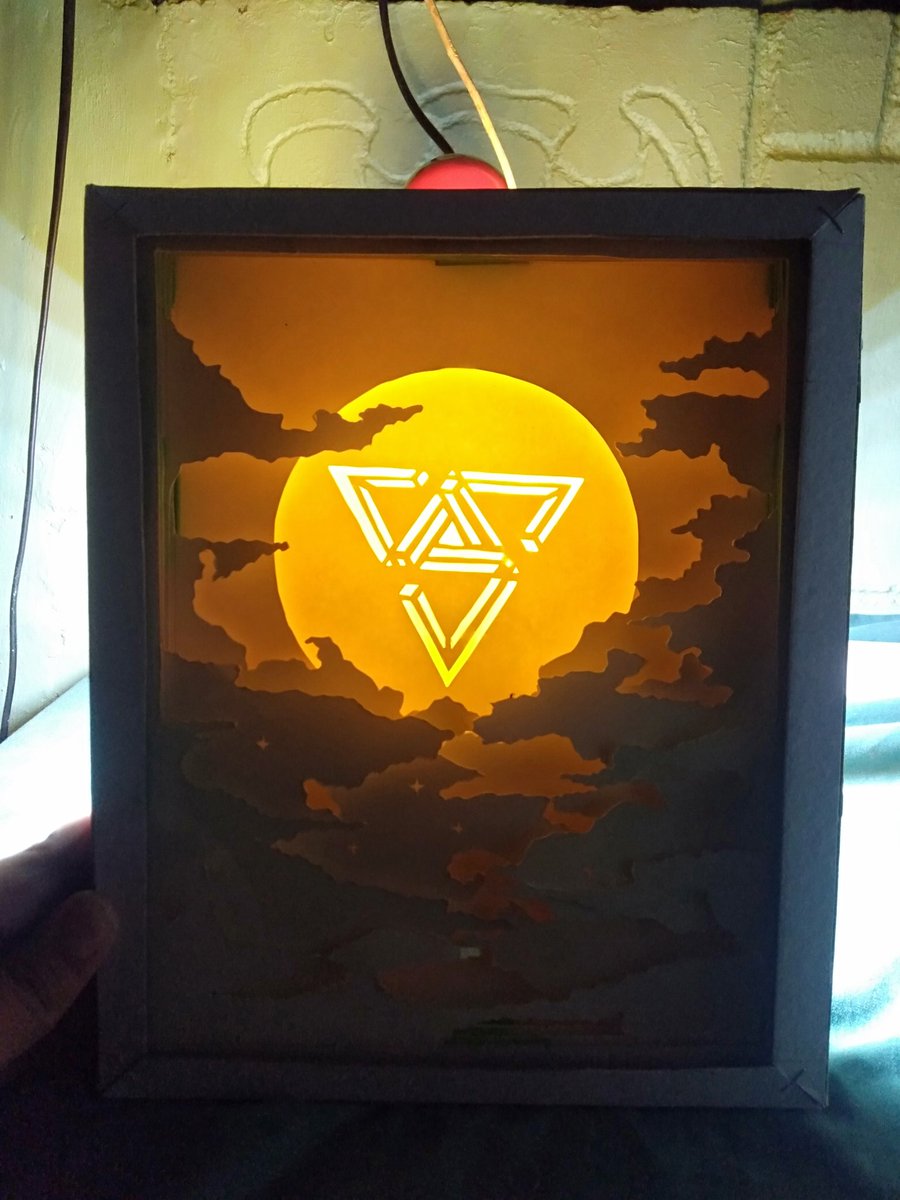 chanurey's tweet photo. @seventeenphil 3D papercut Lamp with inspired of SEVENTEEN.
#GlobeKPOP #GoSHAREandSHOP #OdeToYouMNL https://t.co/pYTrep9wNw https://t.co/Wv6TOGa2A6