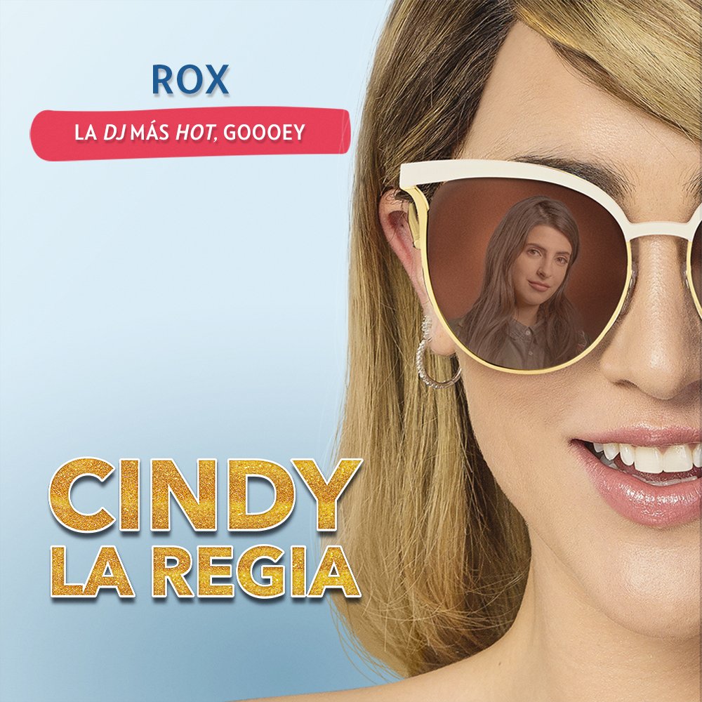 Cindy_La_Regia's tweet photo. ¡No hay personas más chidas que este par! 😍 Amamos a las #Roxies. ❤️ #CindyLaRegia https://t.co/eBLlxT6aYp