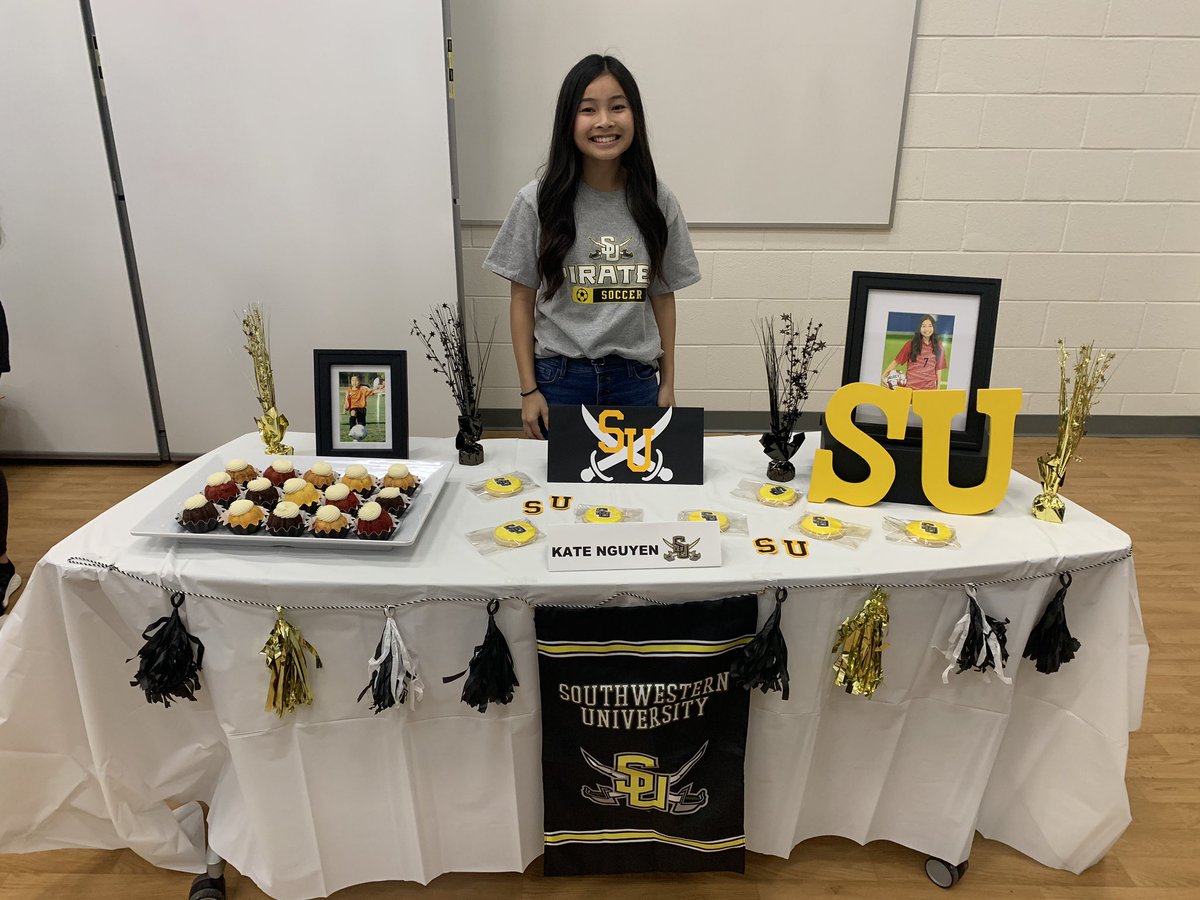 So proud of <a href="/kate_nguyen10/">Kate Nguyen</a>! A talented young lady in the classroom and on the soccer field!
Congratulations!!!⚽️💯
#GHSUnity