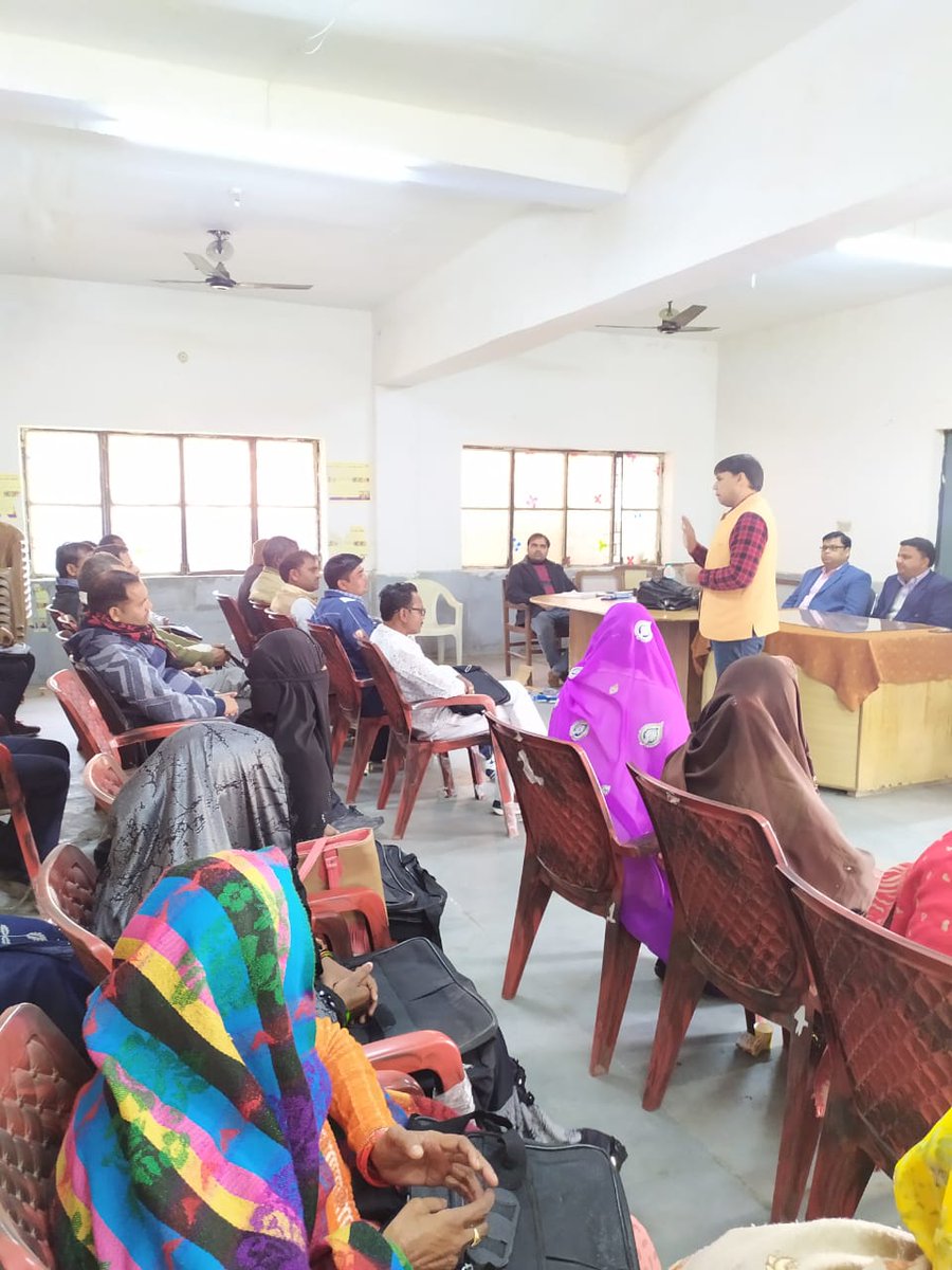 mpimoicghiror's tweet photo. Health awareness in block  ghiror . https://t.co/wm2nLmKiho