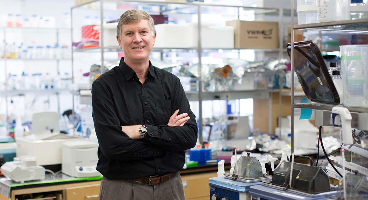 IU Biology (@iubiology) on Twitter photo HHMI's Hughes Hub featured an interview with <a href="/IUBiology/">IU Biology</a>'s Craig Pikaard: "Get to Know Craig Pikaard"—discussing his research, hobbies, and grandkids. <a href="/CraigPikaard/">Craig Pikaard</a> has been an HHMI investigator since 2011. Read the interview at go.iu.edu/2i0v. HHMI's Hughes Hub featured an interview with <a href="/IUBiology/">IU Biology</a>'s Craig Pikaard: "Get to Know Craig Pikaard"—discussing his research, hobbies, and grandkids. <a href="/CraigPikaard/">Craig Pikaard</a> has been an HHMI investigator since 2011. Read the interview at go.iu.edu/2i0v.