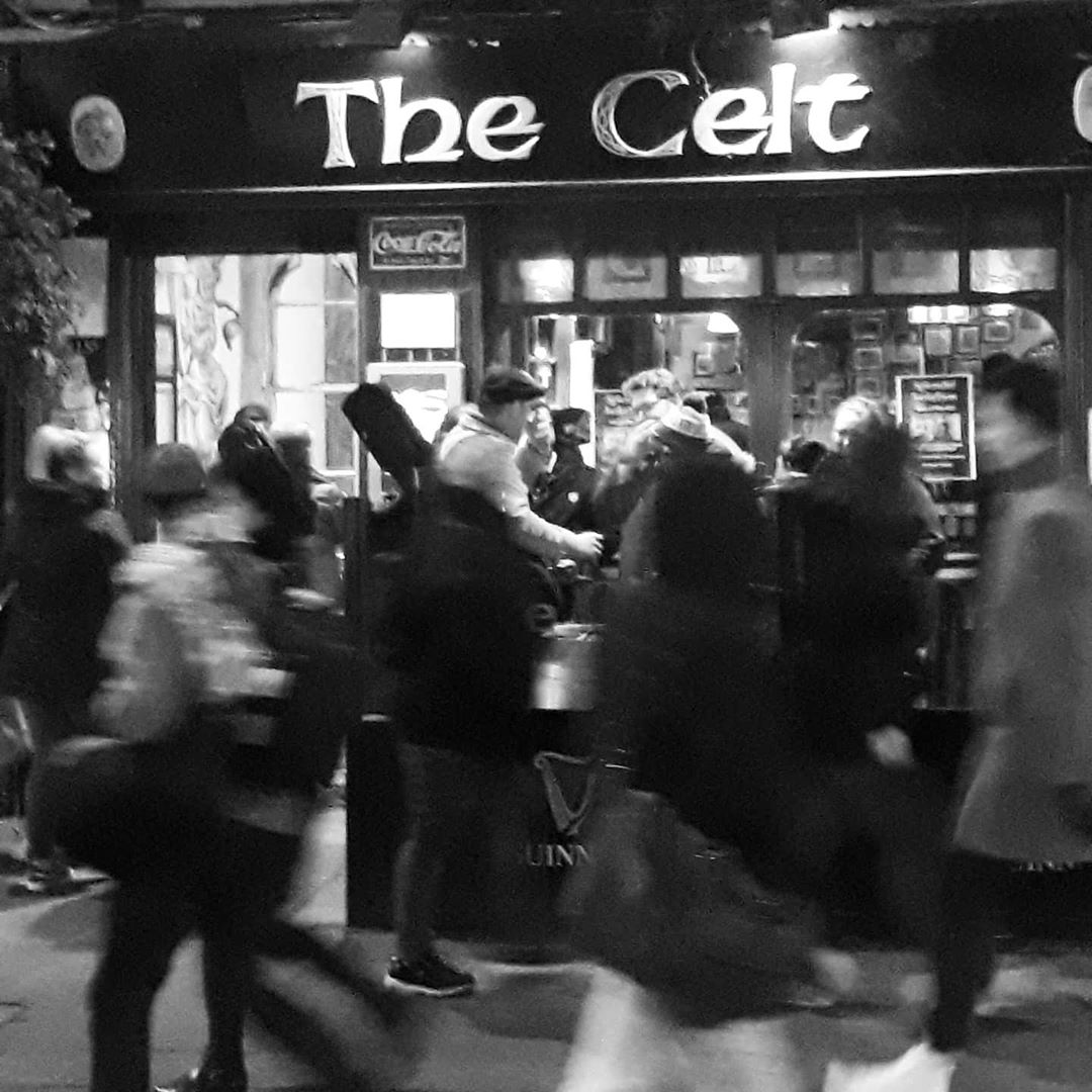 Busy as ever outside, and cosy as always in The Celt.

📸 Thanks for sharing hosssuperbeer