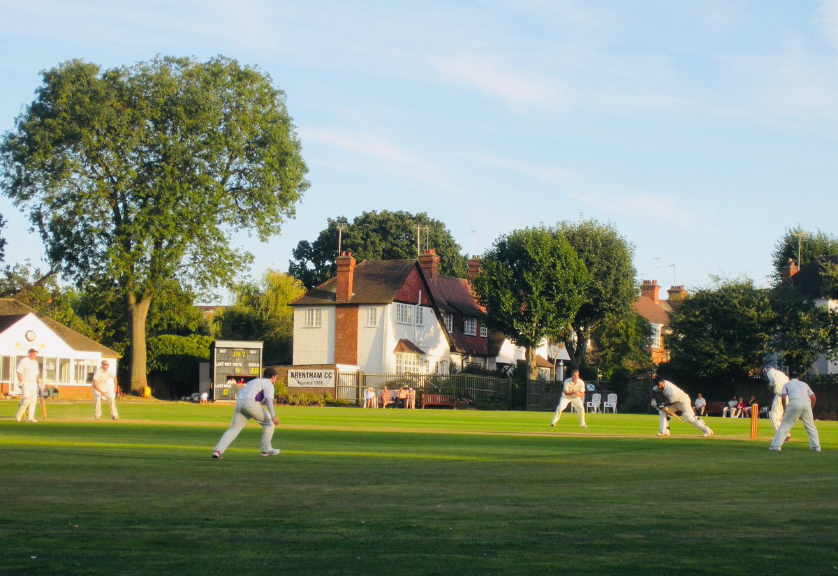 AnnieChave's tweet photo. Number 36 of my beautiful cricket grounds of 2020 is @BrenthamCC in Middlesex - which I frequented in the mid 90s when I was living in London. What a beautiful little ground &amp; fabulous club it was. I hope it still is...are you? https://t.co/zglLByJXh0