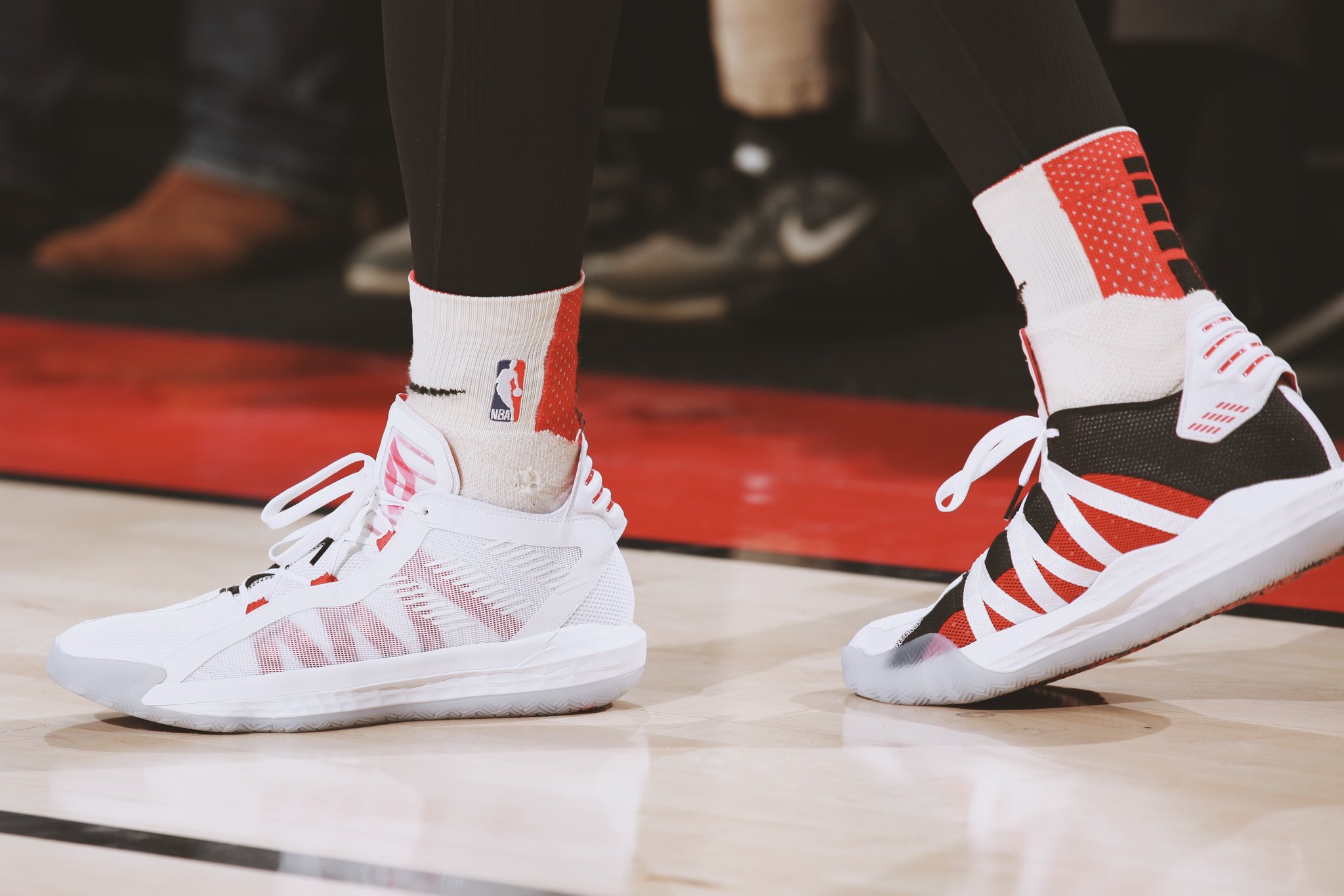Basket Total Store Twitter: "🤩ADIDAS DAME J AND RED"🤩 https://t.co/elVGwWmucr" /