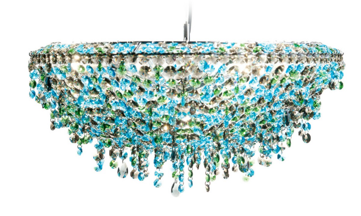 Add a pop of colour with this spectacular gold, turquoise and green chandelier created from crystal droplets

#statementlight
#lights
#interiordesign
#interiorlighting
#crystals
#pendantlights