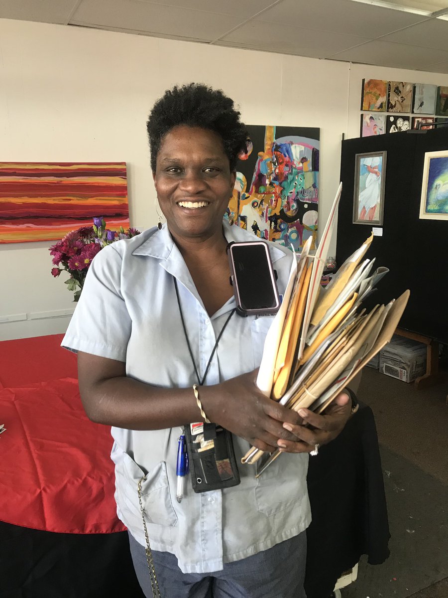 PAEartforacause's tweet photo. Thank you @whimdesigns for the picture. Presenting Bernice who is excited about #TAE20 bringing mails from all over the world. Yayyy #TAEArtists for bringing smiles and cheers with your mini masterpieces. 😊🙏
Time to get back to work #51cards https://t.co/oZlfbg1epj