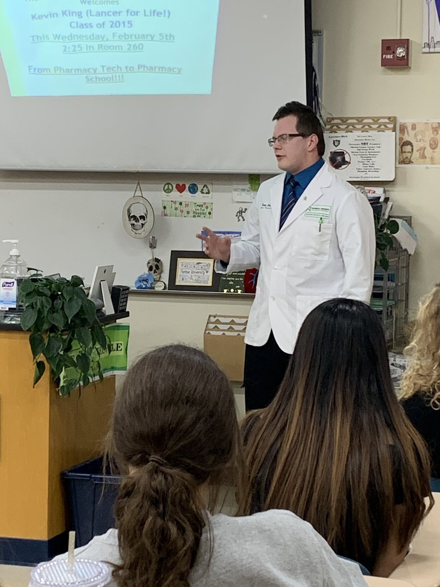 So proud of Kevin King (Lancer for Life, Class of 2015) on his journey to earn his Pharm D from Roosevelt University in 2022!  Thank you so much for sharing your insight and wisdom with LP’s Future Medical Professionals Club! #WeAreLakePark